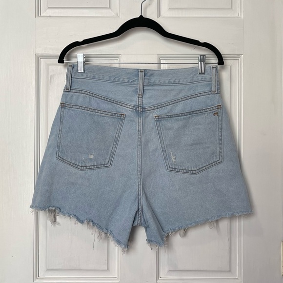 🔸Host Pick🔸Madewell | The momjean denim shorts - Picture 8 of 10